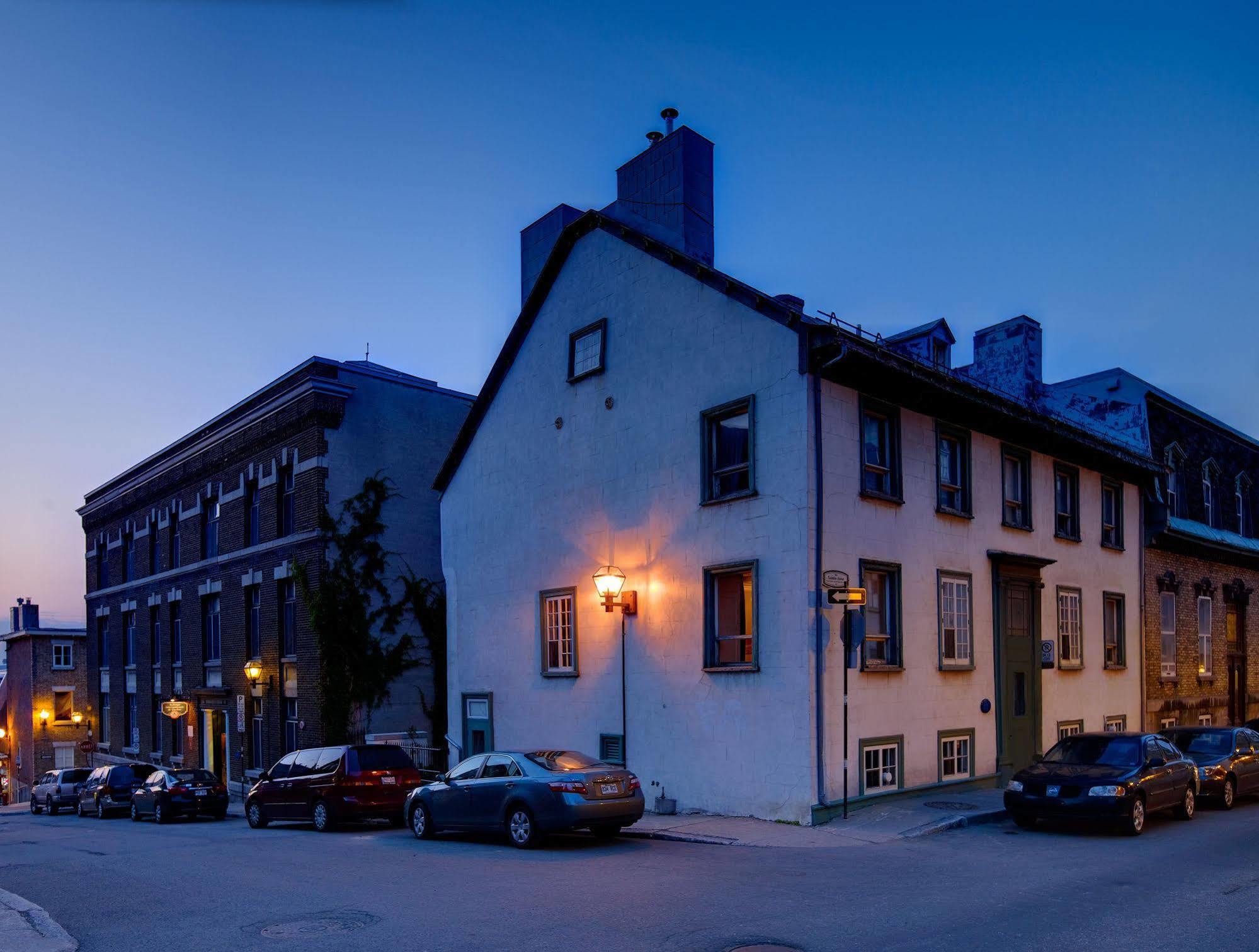Auberge Internationale De Quebec - Hi Canada Bagian luar foto